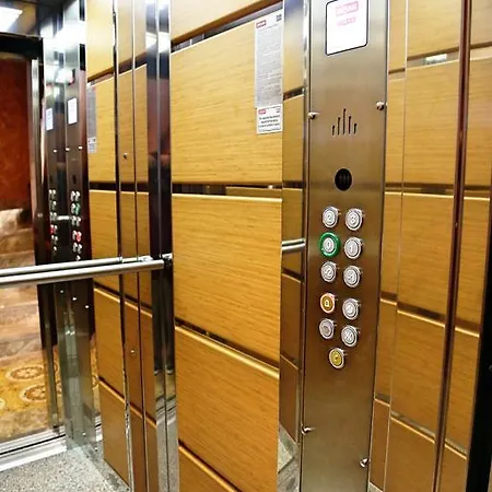 酒店 特拉套房酒店